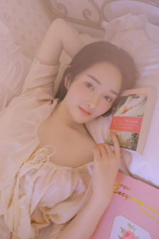 盛开长着翅膀的大尾巴在线